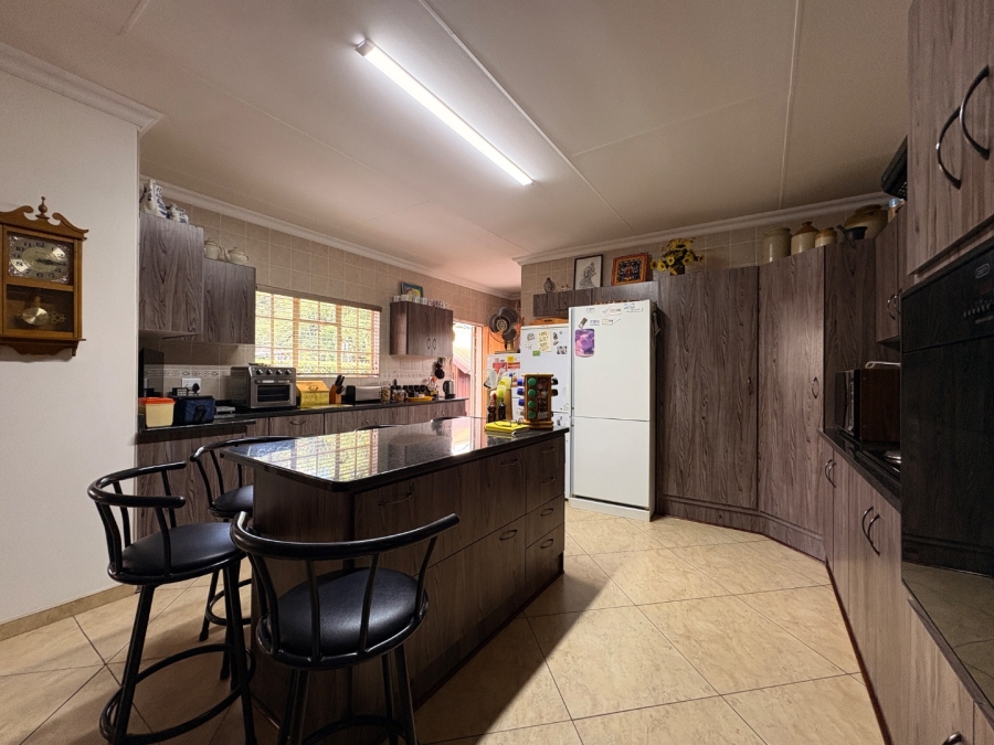 3 Bedroom Property for Sale in Flimieda North West